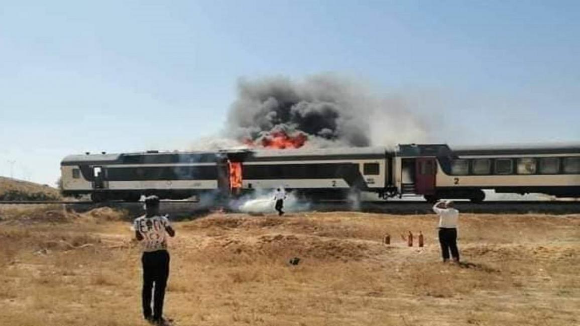 حريق قطار قادم من صفاقس إلى تونس (فيسبوك)