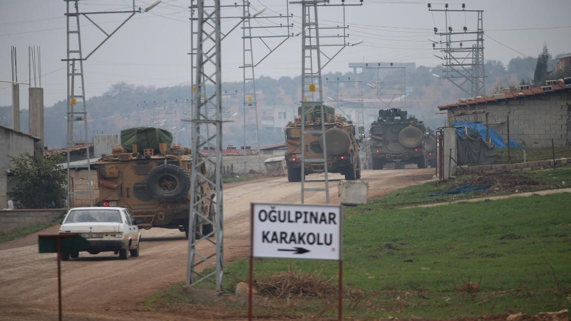 قافلة من الجيش التركي تتجه إلى إدلب