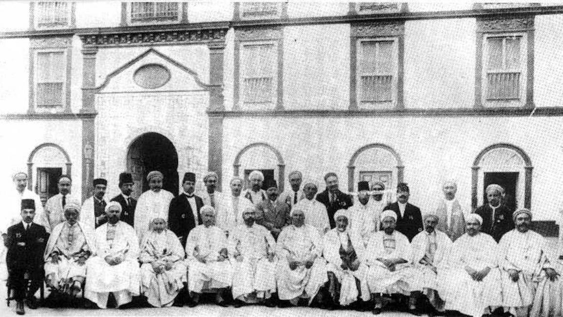 وفد الحزب الحر الدستوري الذي زار الناصر باي في جوان 1920
