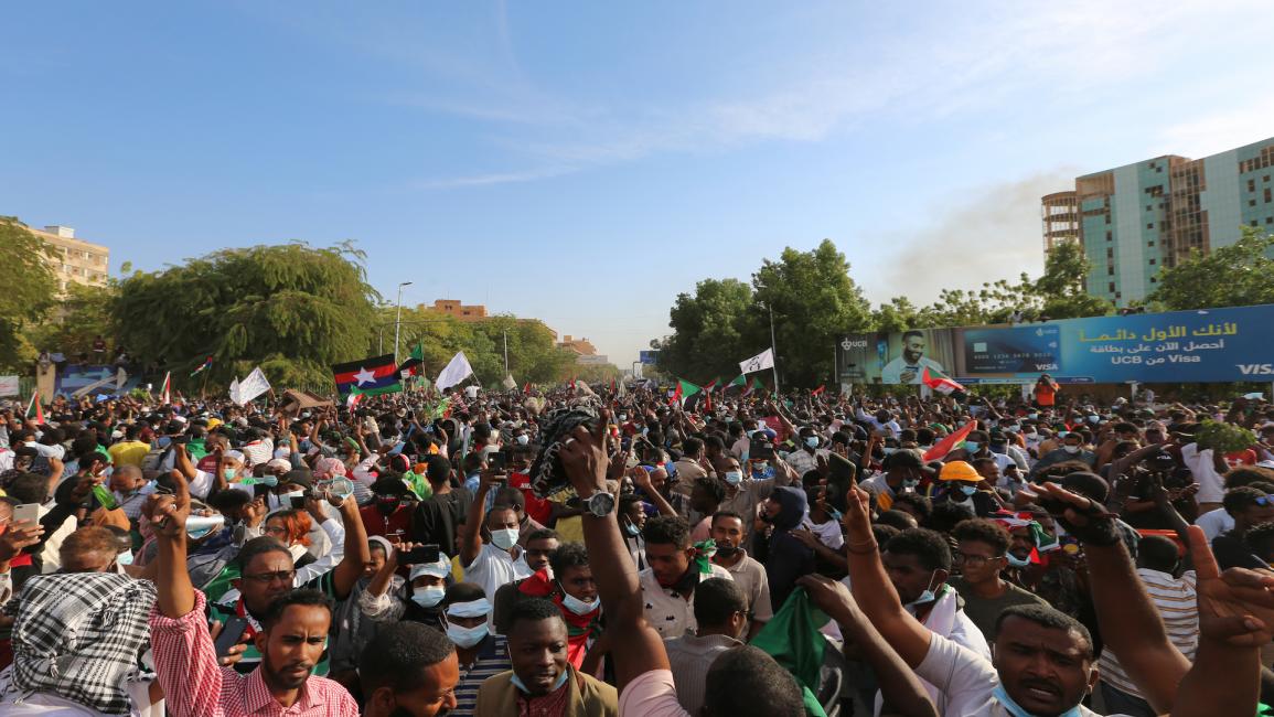 احتجاج في الخرطوم (19/12/2021/ الأناضول)