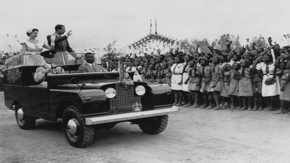 الملكة إليزابيث الثانية والأمير فيليب في إيبادان في نيجيريا (15/2/1956/Getty)