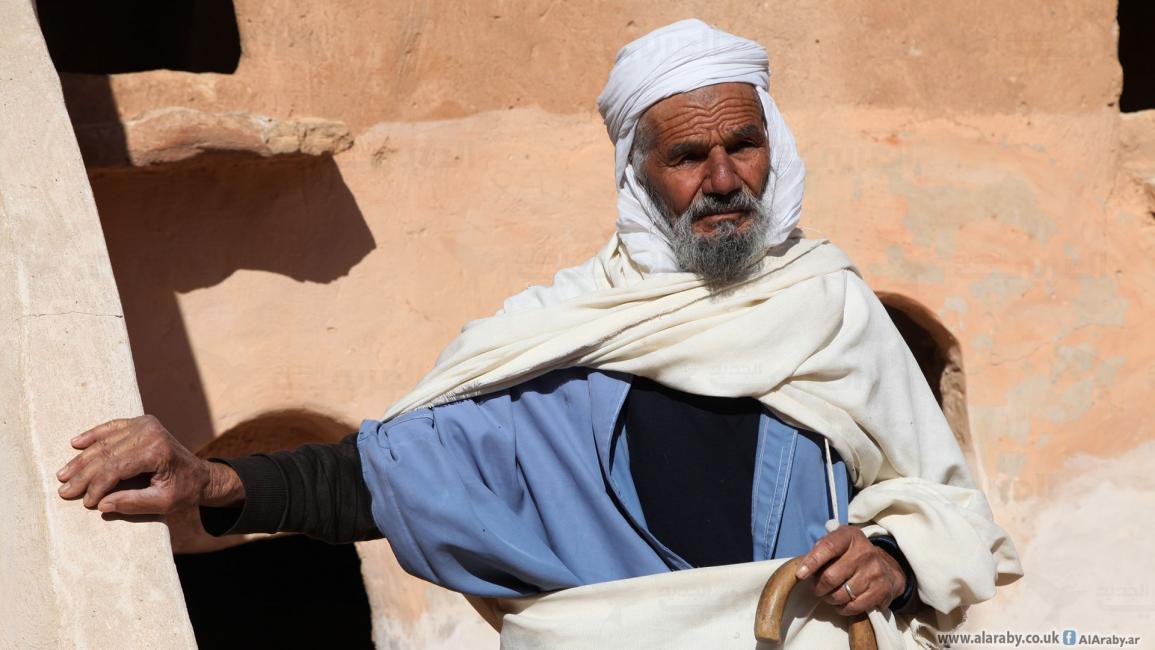 مسن تونسي- العربي الجديد