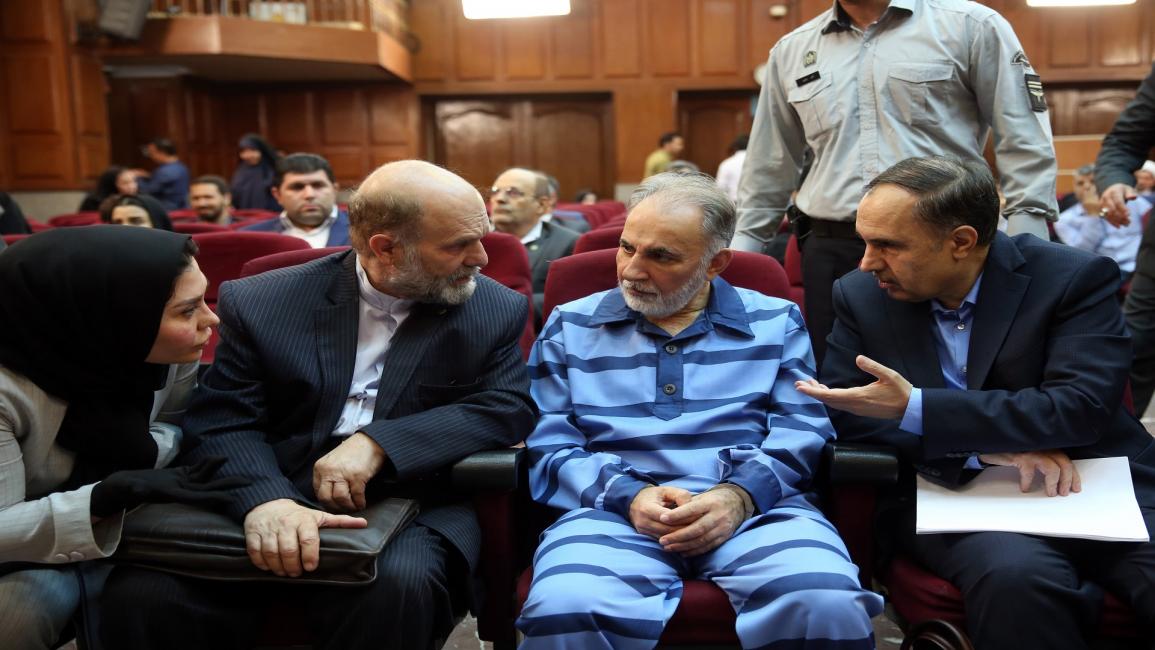 رئيس بلدية طهران السابق خلال محاكمته (فرانس برس)