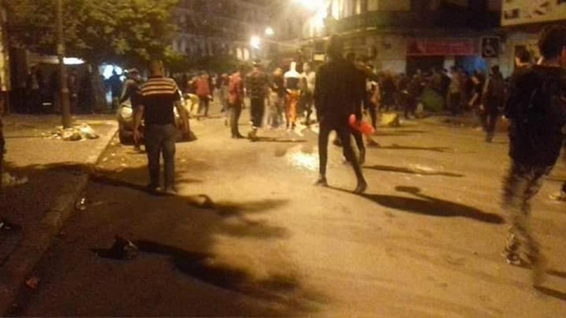 الجزائر/ احتجاجات في حي باب الواد الشعبي/ فيسبوك