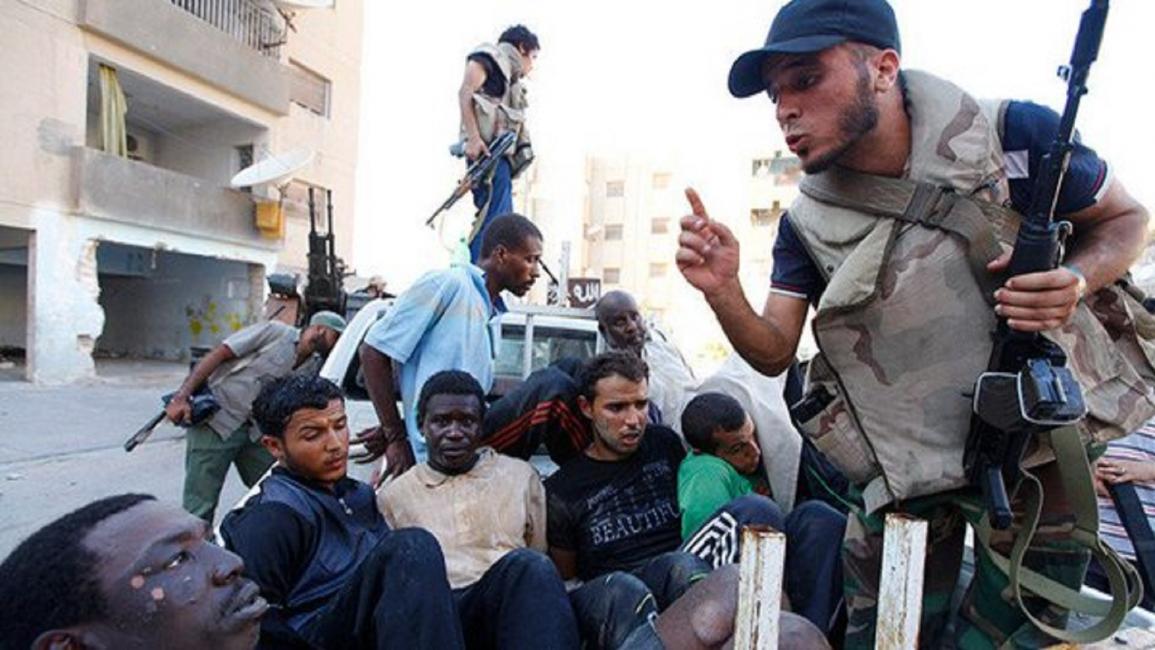 امتهان كرامة المهاجرين في ليبيا(تويتر)