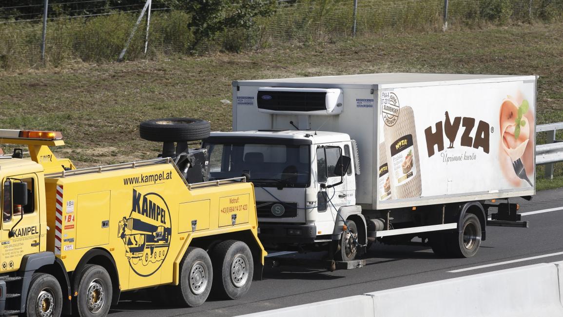 جثث 50 مهاجر بصندوق شاحنة جنوب النمسا (فرانس برس)