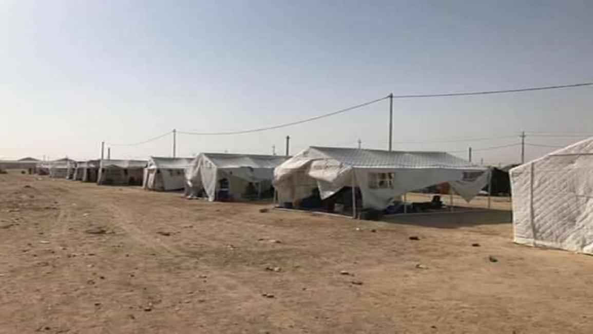 مخيم للنازحين في منطقة صحراوية بغرب العراق(فيسبوك)