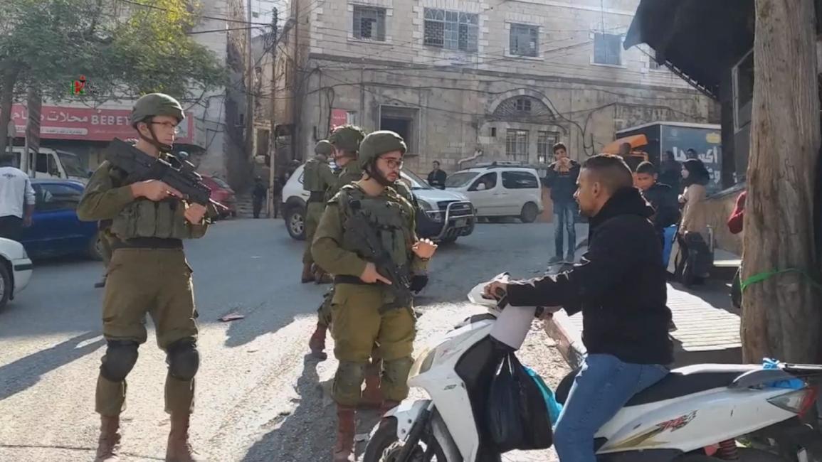الاحتلال يغلق وسط مدينة الخليل تمهيدا لاقتحام المستوطنين (فيسبوك)