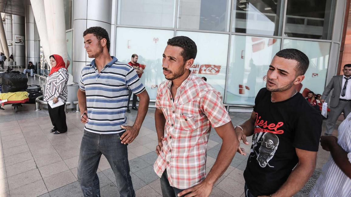 Egyptian workers return Egypt from Libya