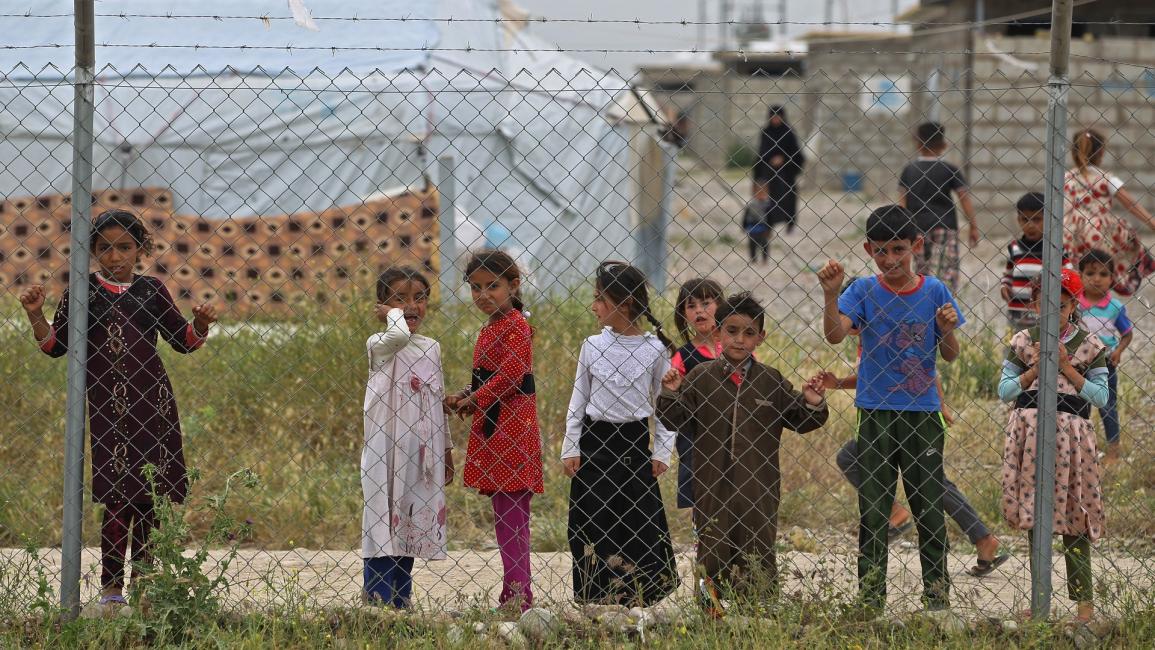 أطفال في مخيم في العراق - مجتمع