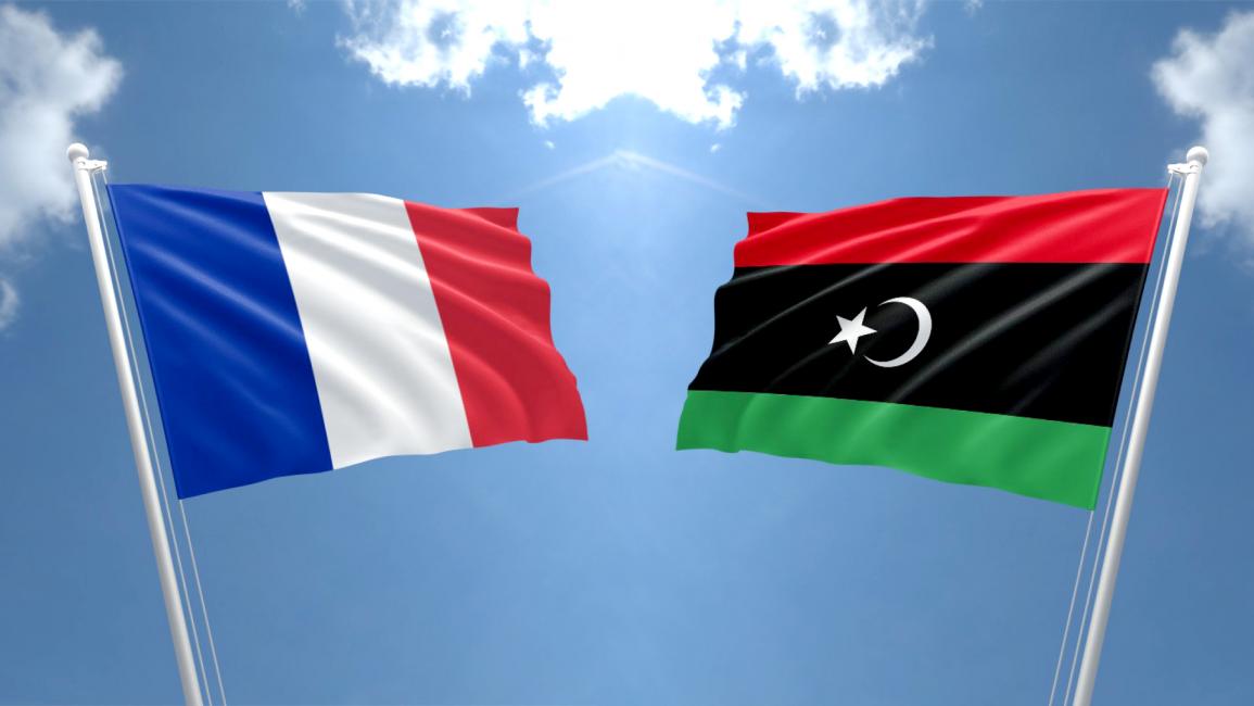 علم ليبيا وعلم فرنسا