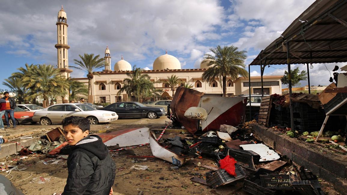 آثار تفجير في بنغازي- فرانس برس