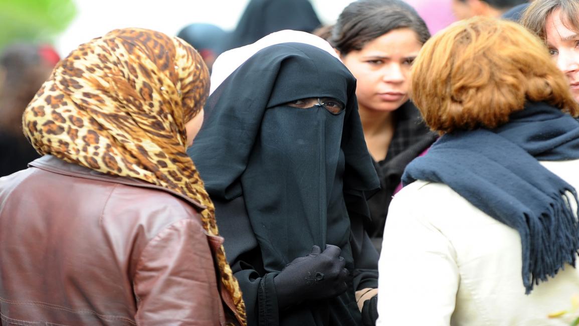 طالبات تونسيات بالنقاب (فرانس برس)