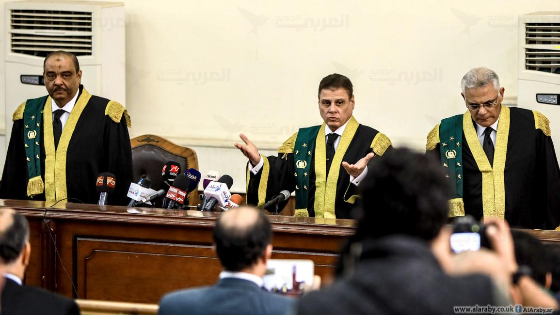 محاكمة مرسي (اقتحام السجون)