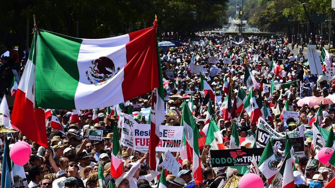 مظاهرات ضد ترامب في المكسيك (رونالدو سشميدت/فرانس برس)