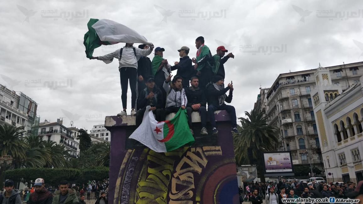 شوارع وساحات الحراك الشعبي في الجزائر(العربي الجديد)