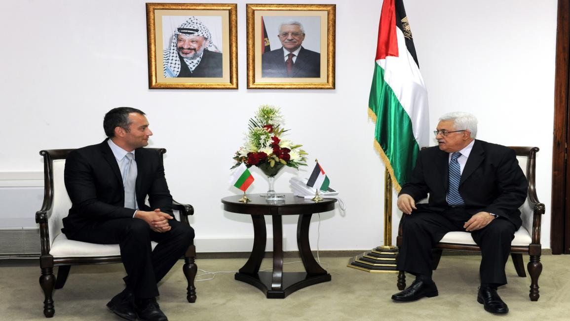 فلسطين/سياسة/عباس ونيكولاي ملادينوف/(مفيد أو حسنة/Getty)