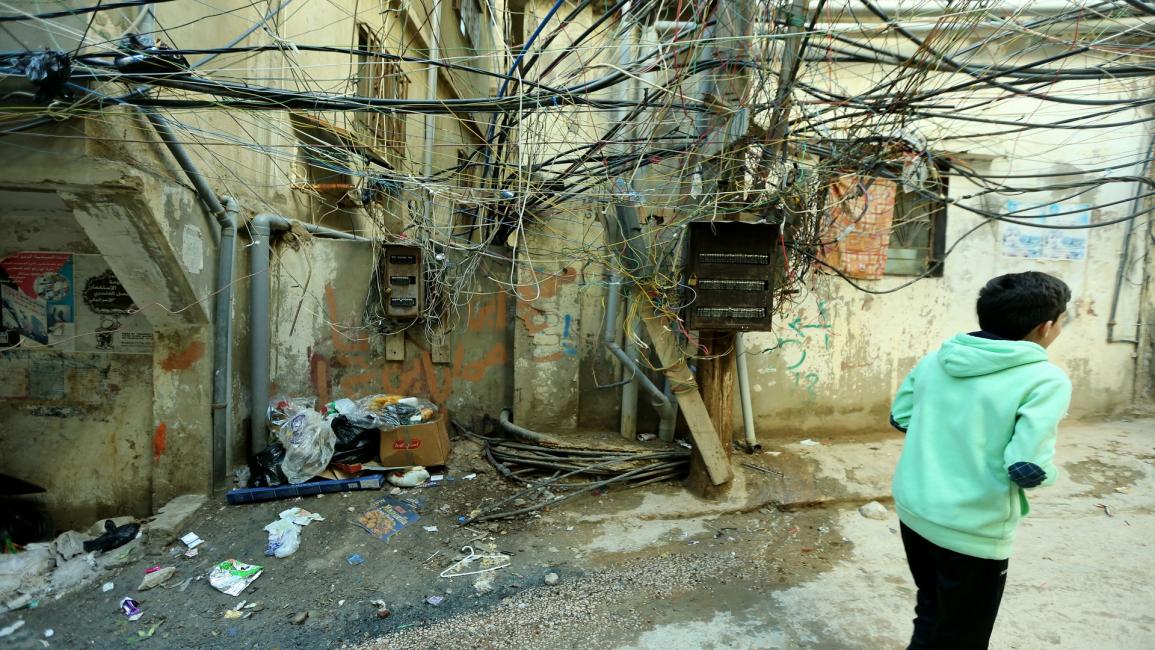 كهرباء/مخيم برج البراجنة (حسين بيضون)