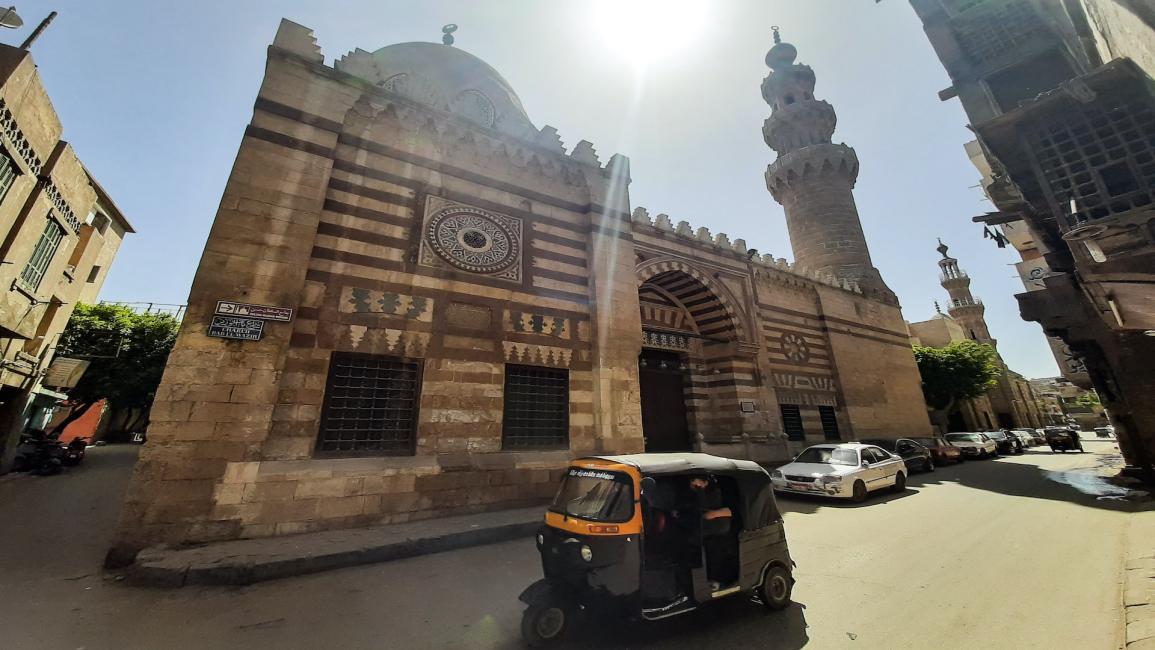 مساجد القاهرة مغلقة بسبب كورونا (Getty)