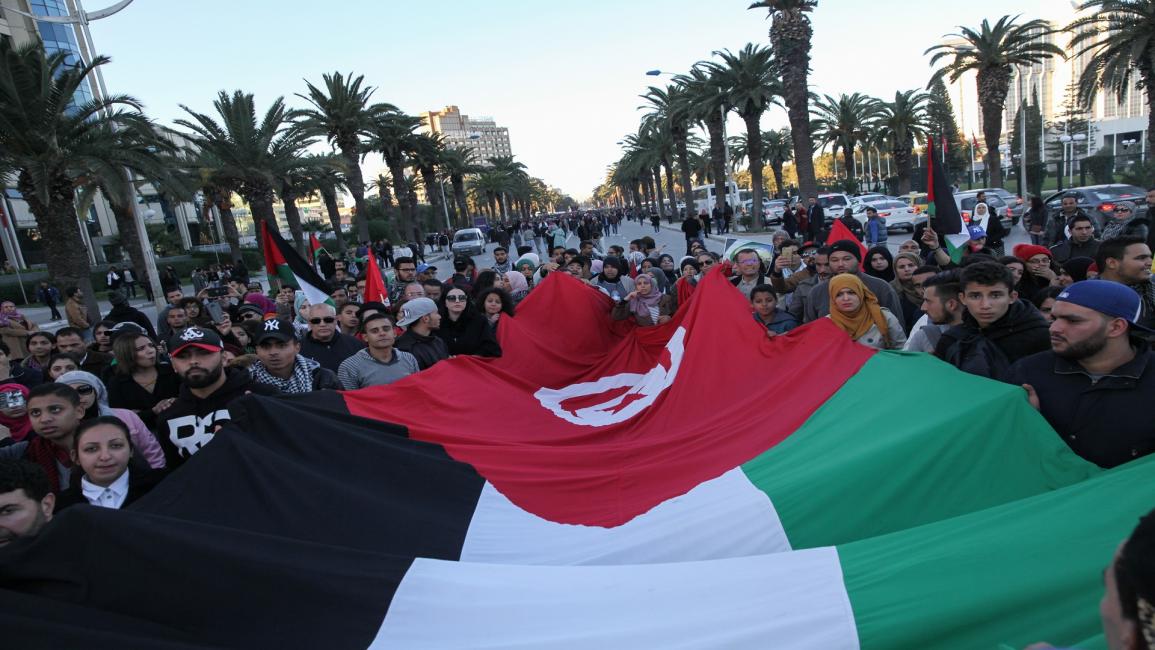 تونسيون يتظاهرون دفاعا عن القدس (شاذلي بن إبراهيم/Getty)