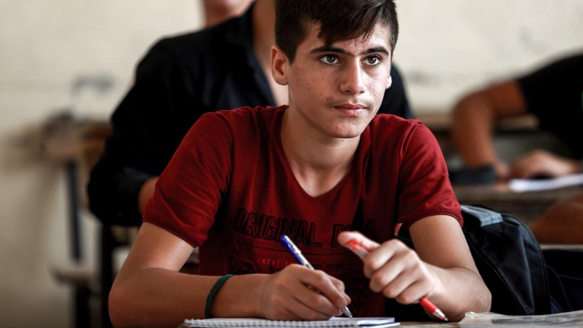 تلاميذ سوريون في القامشلي - سورية - مجتمع