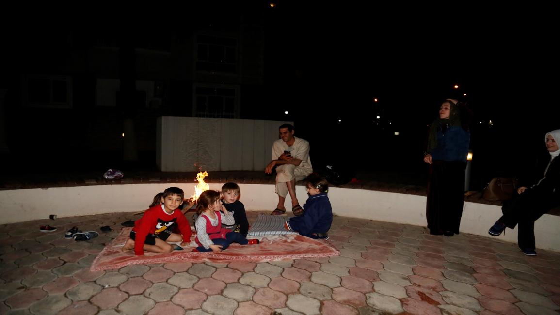 عراقيون أمضوا الليلة في العراء - الأناضول
