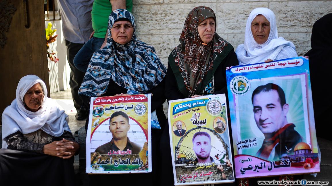 وقفة تضامن مع الأسرى الفلسطينيين بغزة(عبد الحكيم أبو رياش)