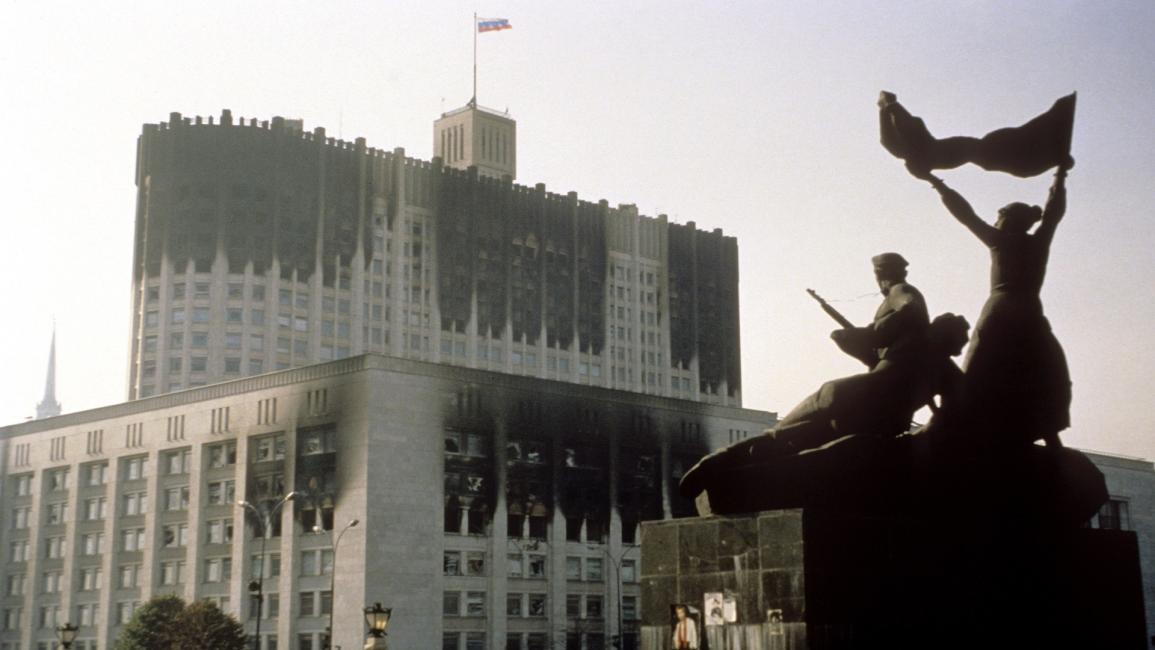 البيت الأبيض الروسي بعد قصفه عام 1993- Getty