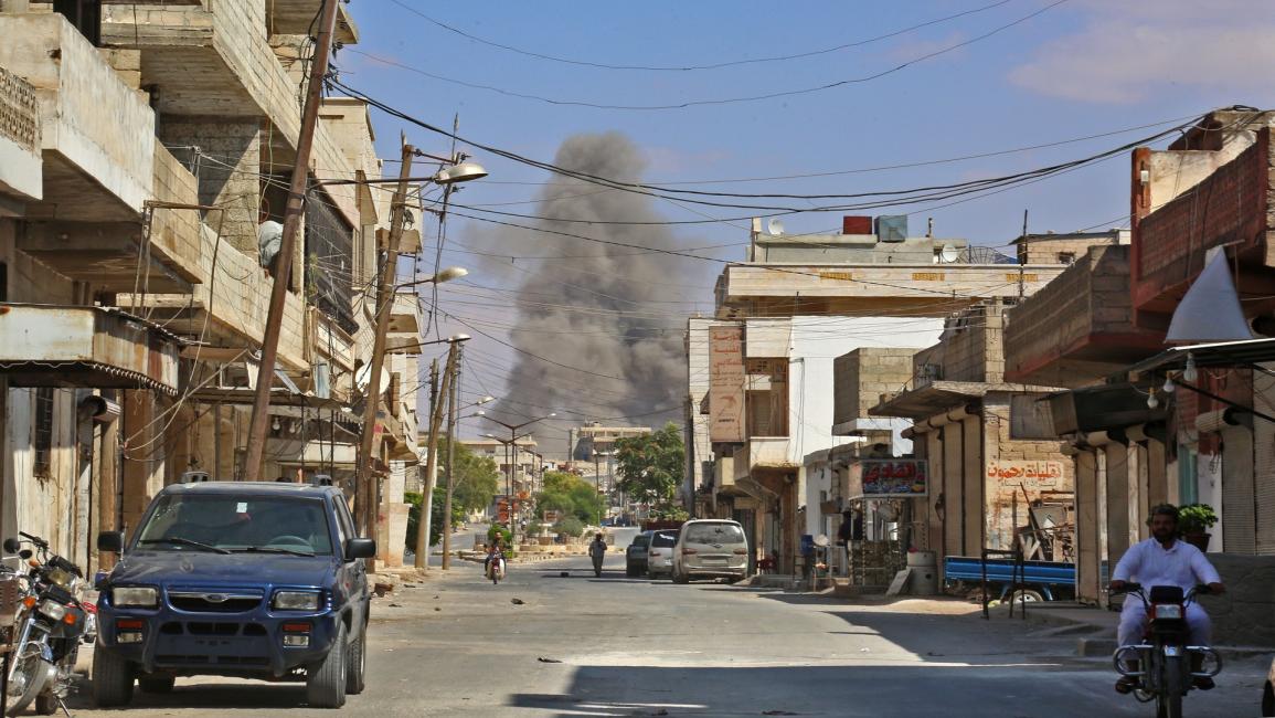 قصف وغارات جوية على مدينة خان شيخون(أنس الدياب/فرانس برس)