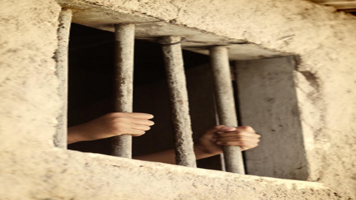 أطفال في السجن
