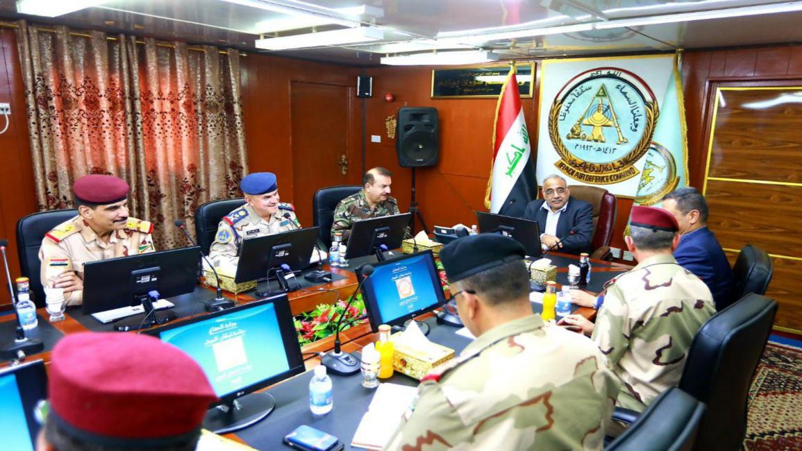 سياسة/عبدالمهدي وقادات الجيش/(وكالة الأنباء العراقية)