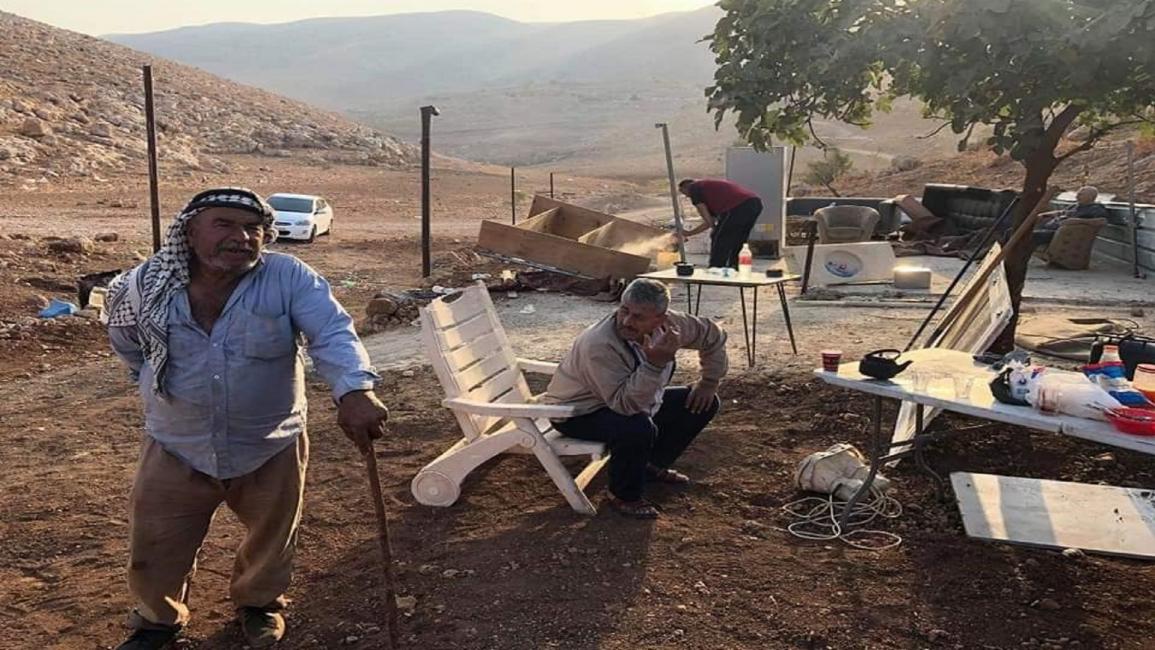 أطلال المنزل الفلسطيني بعد أن هدمته جرافة الاحتلال (فيسبوك)