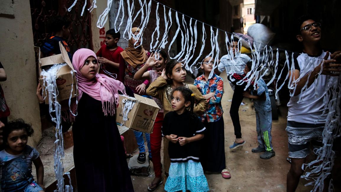 أطفال مصريون في الجيزة - مصر - مجتمع