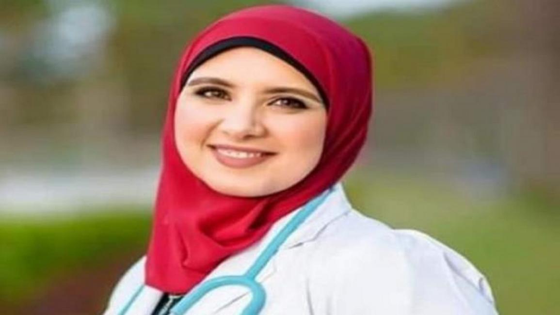 اعتقلت الطبيبة المصرية آلاء شعبان لانتقادها المنظومة الصحية (فيسبوك)