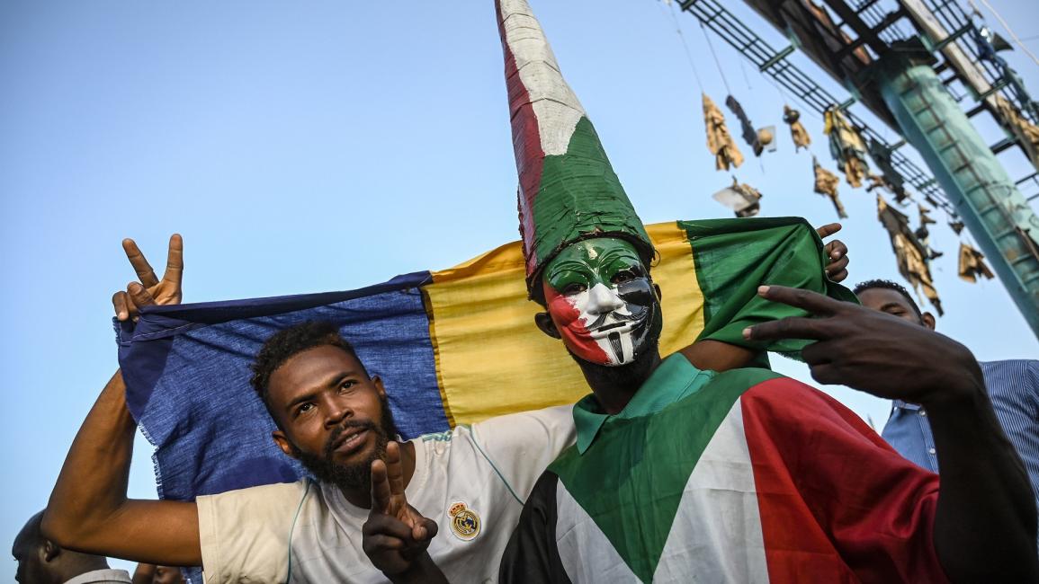 متظاهرون سودانيون في الخرطوم - السودان - مجتمع