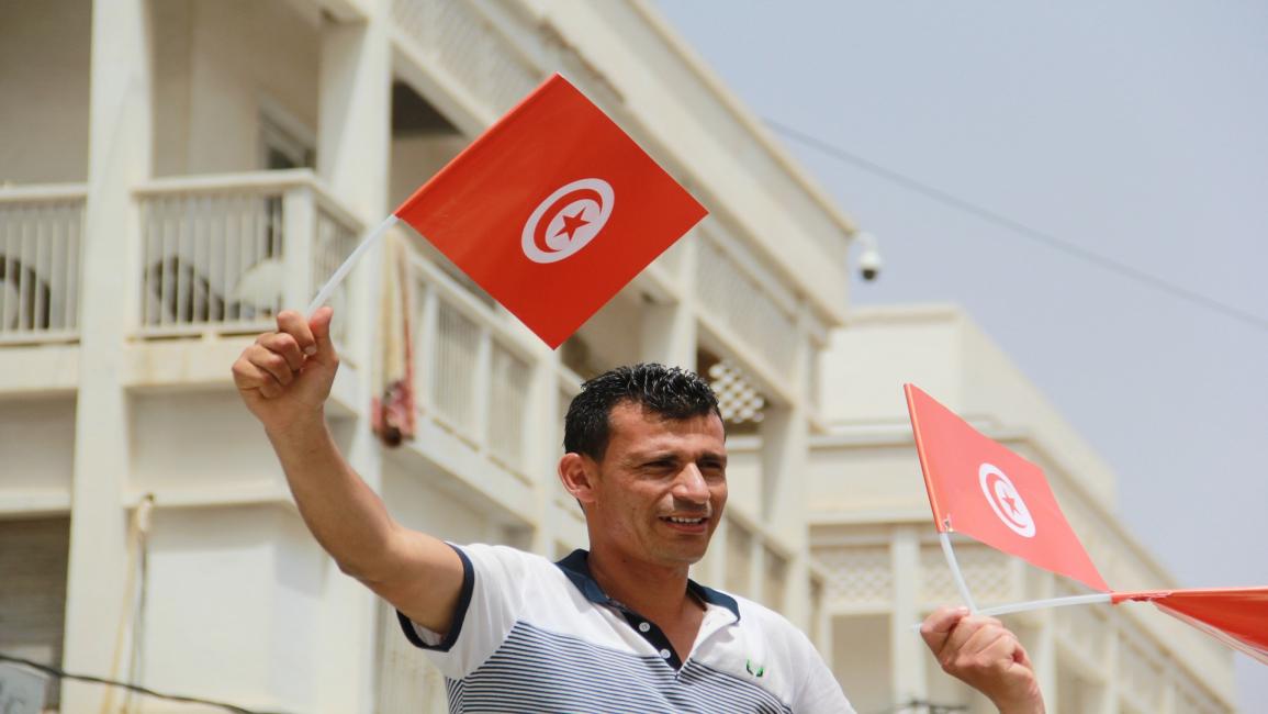 إعادة الاعتبار للمهاجر التونسي