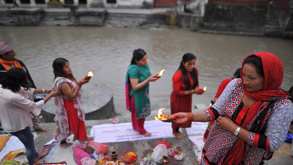 نساء ومهرجان هندوسي في نيبال 4 - مجتمع