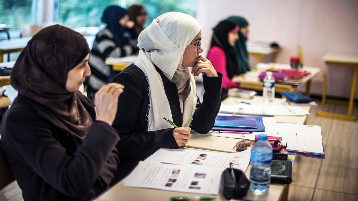 تعليم اللغة العربية في فرنسا 1 - مجتمع