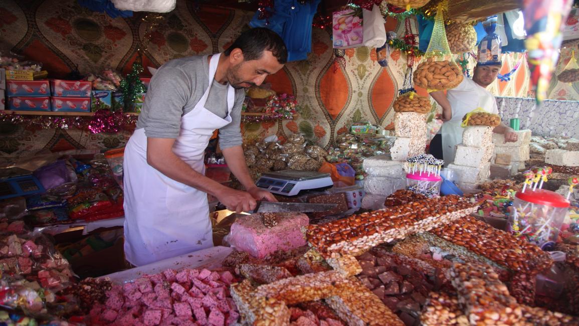 بائع حلوى الجبال في المغرب- وصال الشيخ