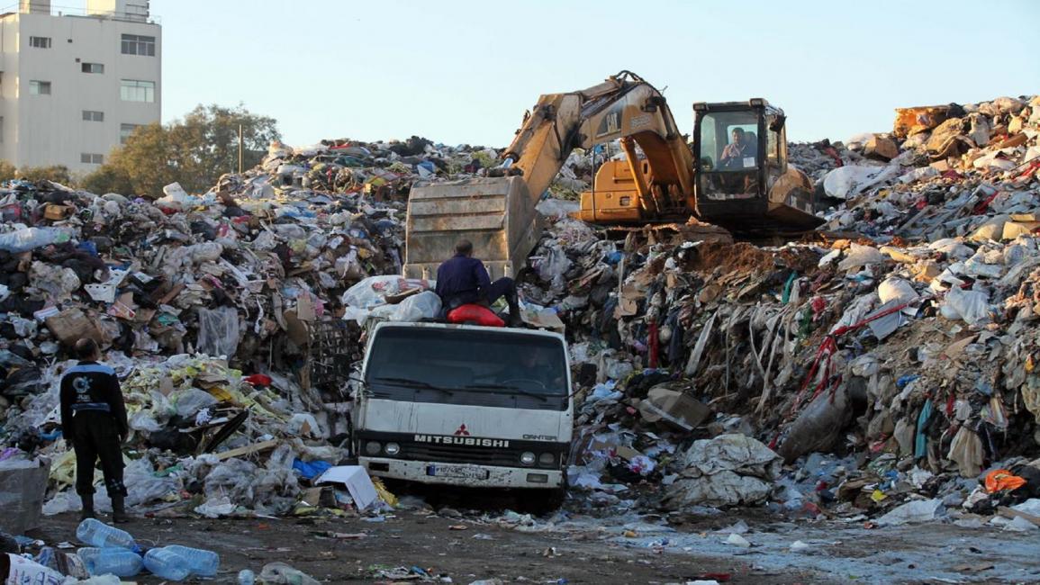 لبنان- مجتمع- النفايات في لبنان-11-21