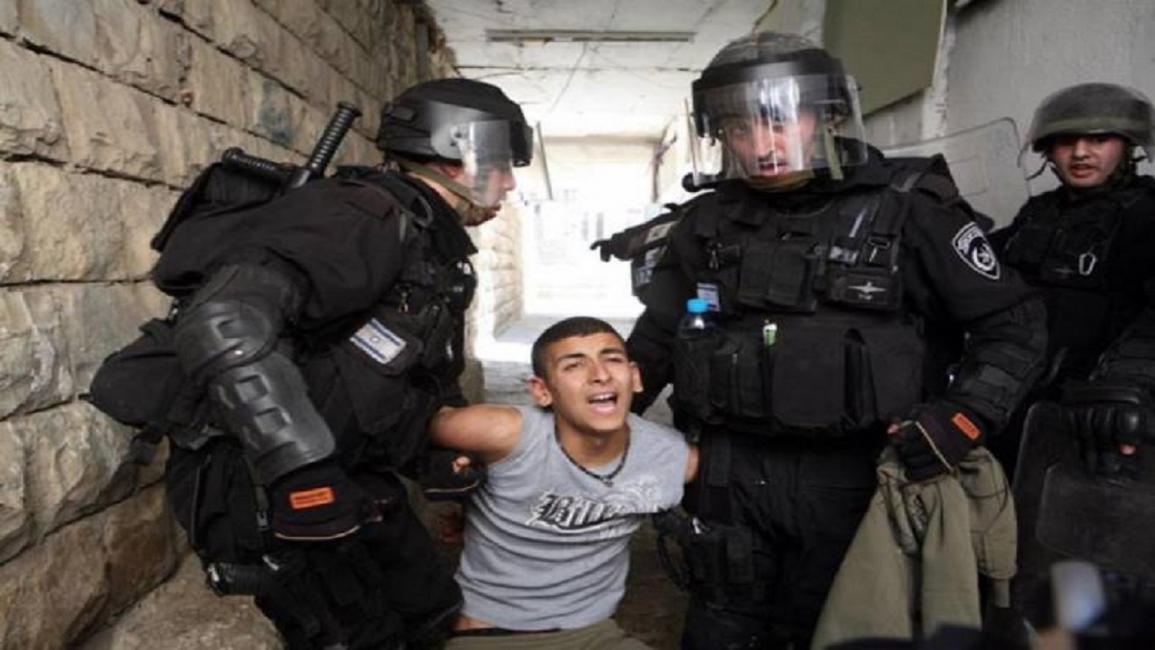 انتهاكات جسيمة يرتكبها جيش الاحتلال ضد الأطفال الفلسطينيين(فيسبوك)