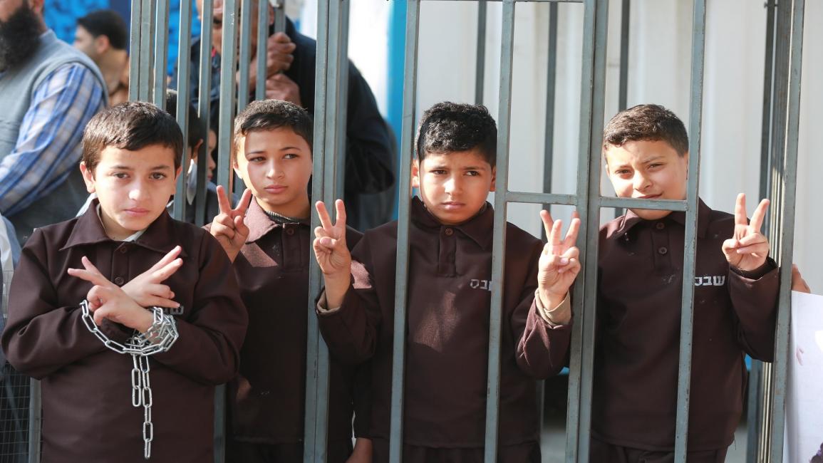 أطفال يتضامنون مع المعتقلين الفلسطينيين القصر/مجتمع/17-4-2018 (رمضان الآغا/ Getty)