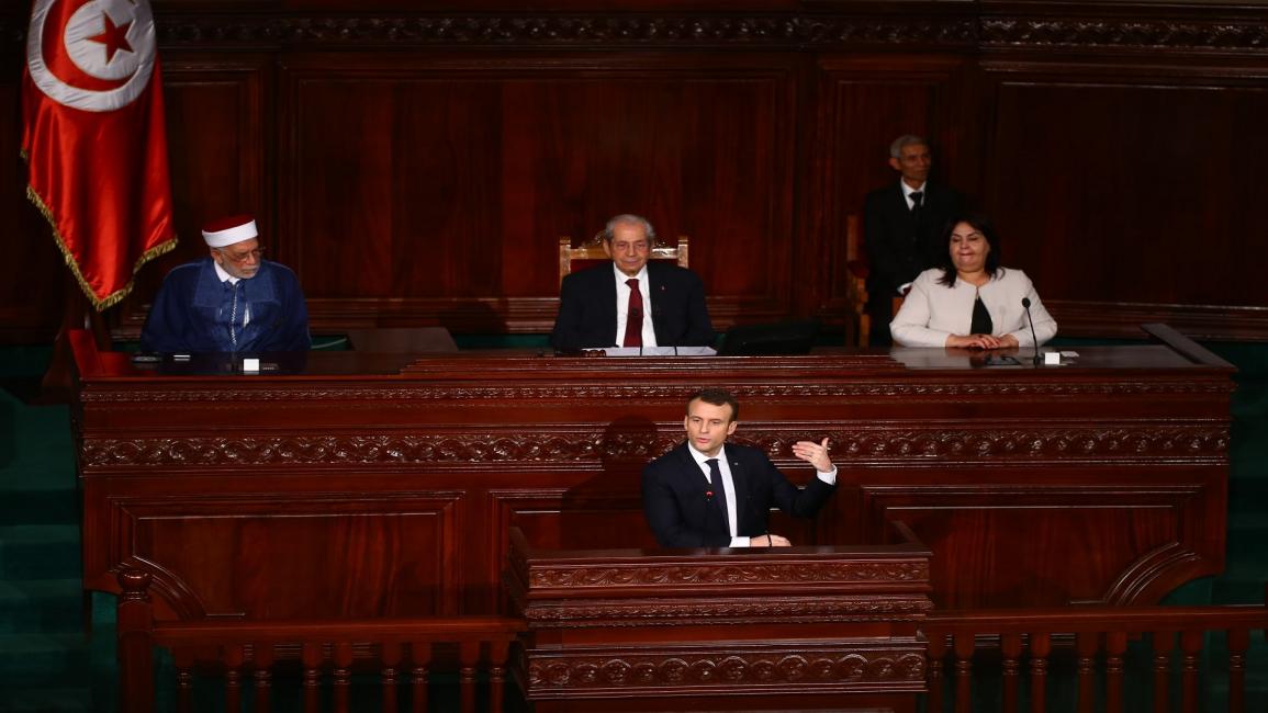 ماكرون في البرلمان التونسي(الأناضول)