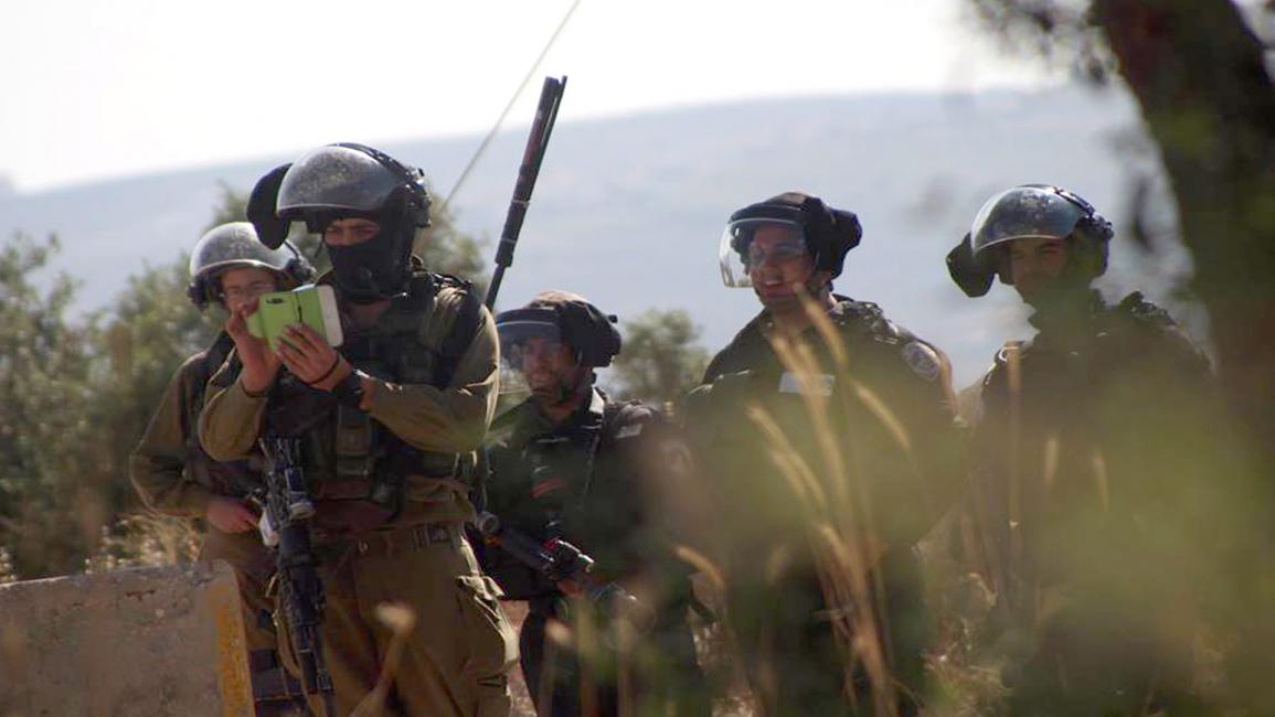 سلواد تقاوم الاحتلال الإسرائيلي بالأفاعي