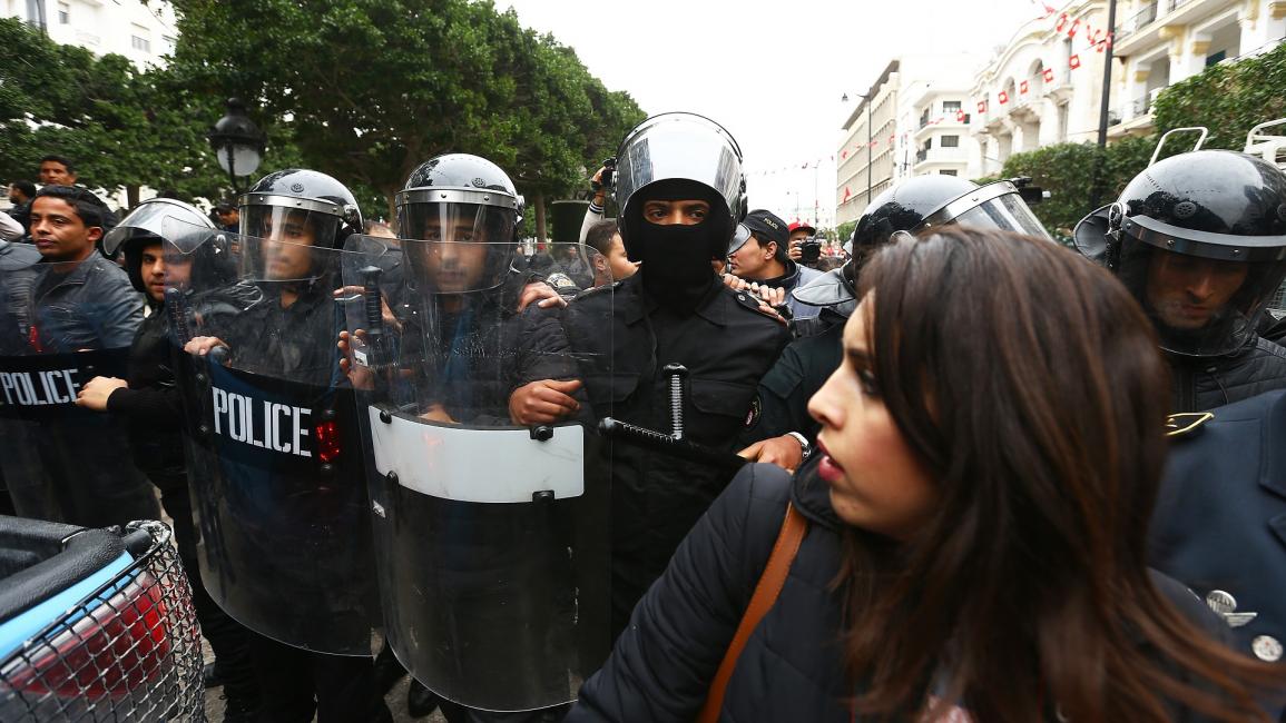 احتجاجات في تونس وشرطة - مجتمع - 10/1/2018