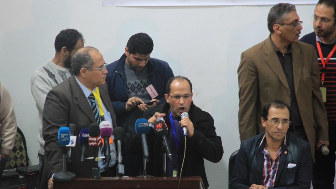 الجمعية العمومية الغير عاديه لأطباء مصر بدار الحكمه