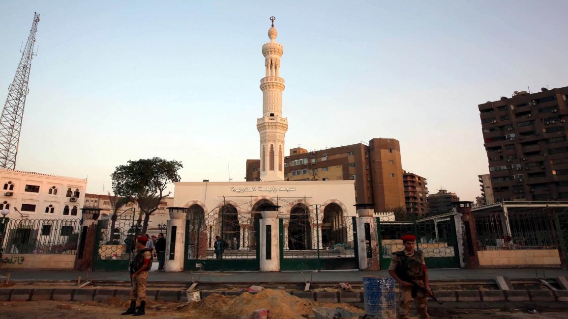 مسجد رابعة العدوية مغلق منذ 2013 (أحمد إسماعيل/الأناضول)