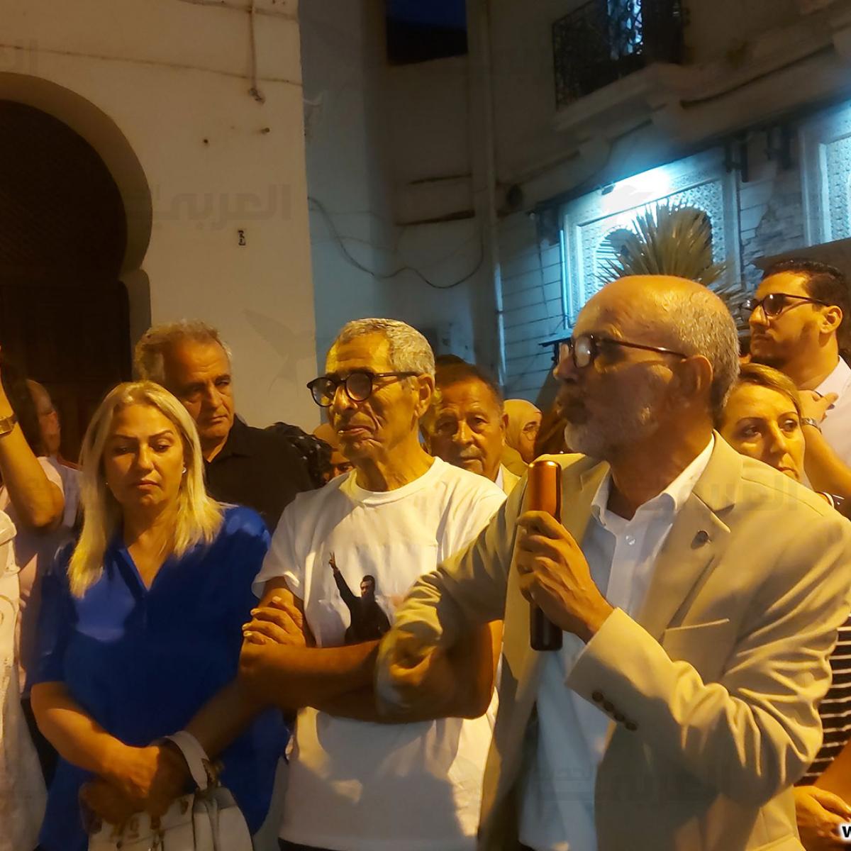 وقفة تضامنية بتونس مع المعتقلين السياسيين (العربي الجديد)