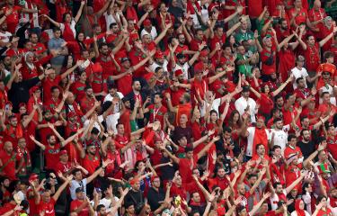 حضور قوي للجماهير المغربية في مواجهة إسبانيا بمونديال قطر 2022 (أليكس غريم/Getty)