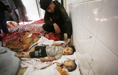 أطفال رضع استشهدوا في قصف على مخيم النصرات، 27 مايو 2024 (الأناضول)